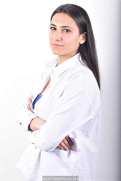 Kadın Oyuncular Adayımız Büşra