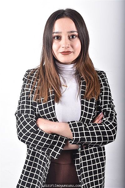Kadın Oyuncular Adayımız Nazar