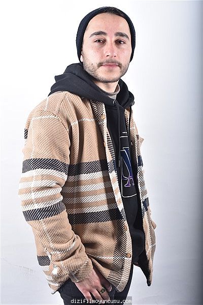 Erkek Oyuncular Adayımız Ömer