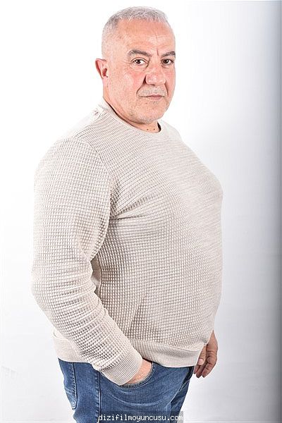 Erkek Oyuncular Adayımız Metin