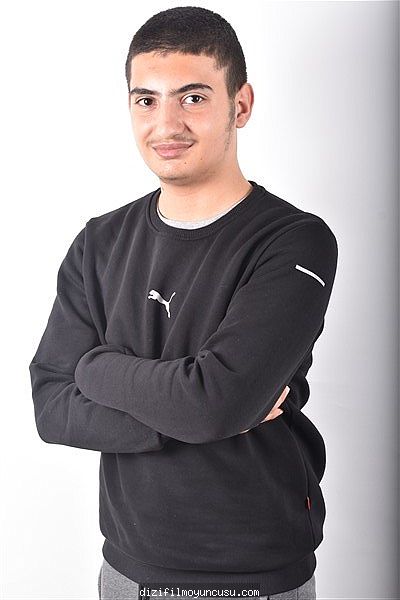 Erkek Oyuncular Adayımız Osman