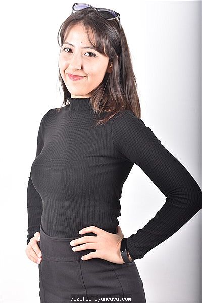 Kadın Oyuncular Adayımız Büşra