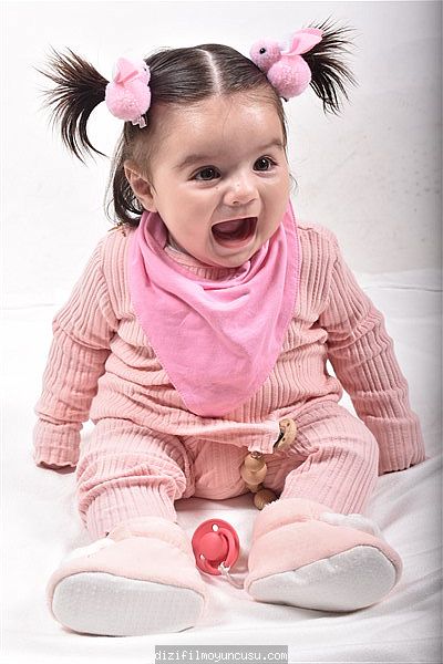 Çocuk Oyuncular Adayımız Elif