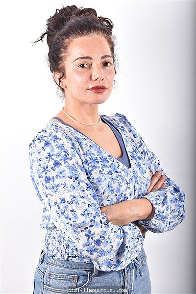 Kadın Oyuncular Adayımız Neşe