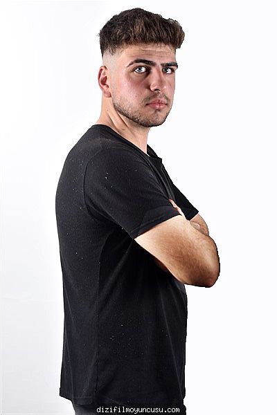 Erkek Oyuncular Adayımız Ömer