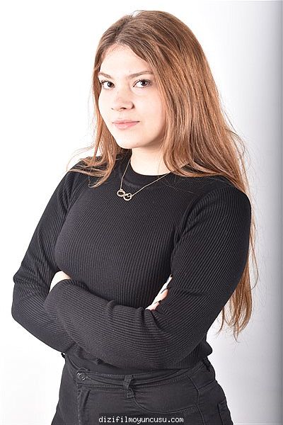 Kadın Oyuncular Adayımız Buse