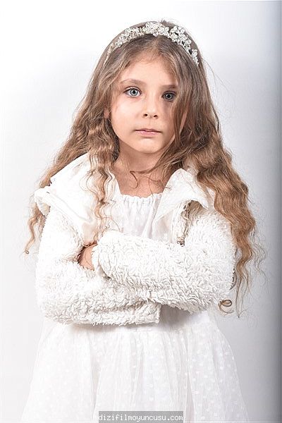 Çocuk Oyuncular Adayımız Nehir