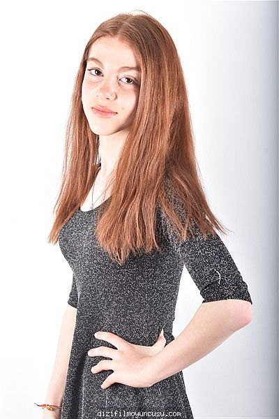 Çocuk Oyuncular Adayımız Alara