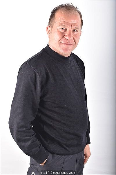 Erkek Oyuncular Adayımız Şükrü