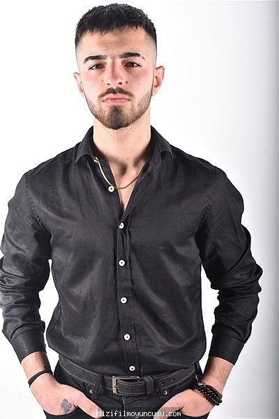 Erkek Oyuncular Adayımız Cenk