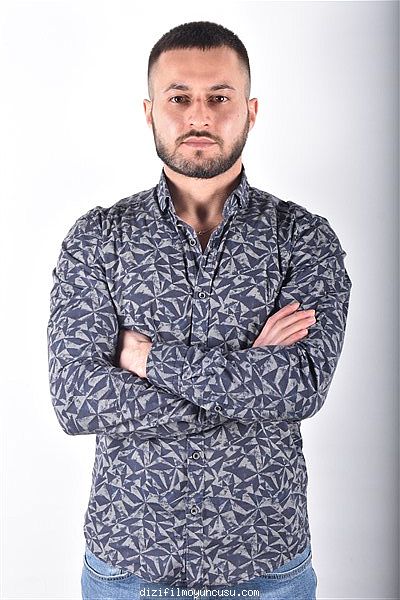 Erkek Oyuncular Adayımız Elvin