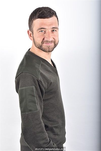 Erkek Oyuncular Adayımız Hasan
