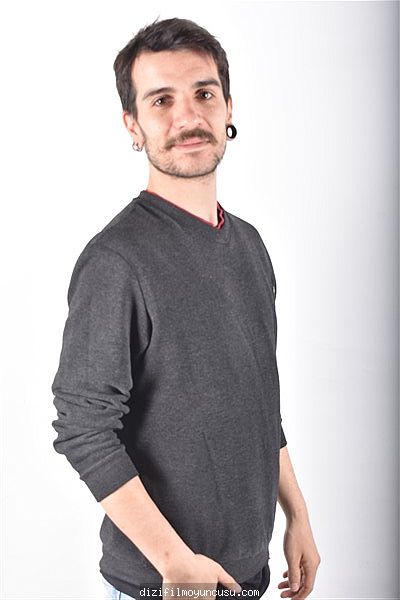 Erkek Oyuncular Adayımız İsmail