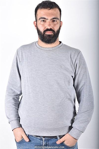 Erkek Oyuncular Adayımız Mustafa