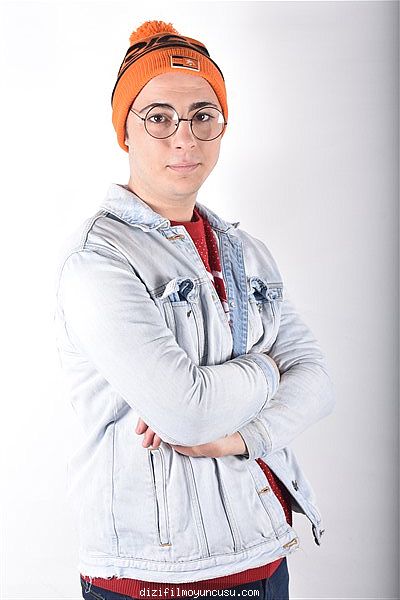 Erkek Oyuncular Adayımız Umut