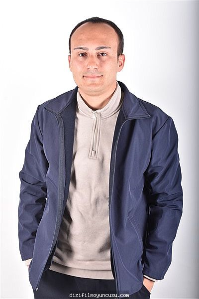Erkek Oyuncular Adayımız Mustafa