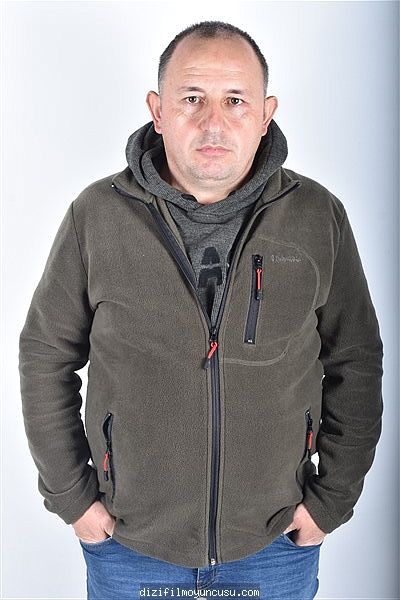 Erkek Oyuncular Adayımız Beşir