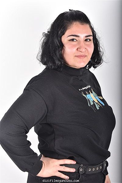 Kadın Oyuncular Adayımız Ebral