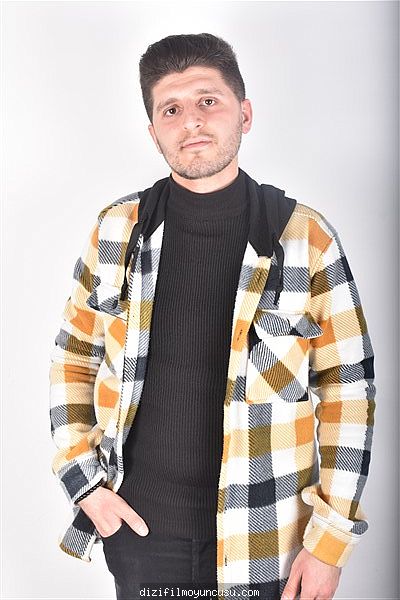 Erkek Oyuncular Adayımız Hasan