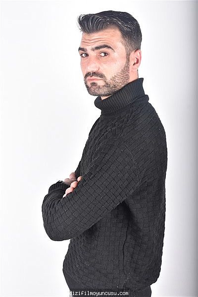 Erkek Oyuncular Adayımız Faruk