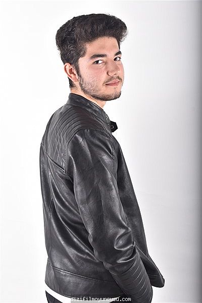 Erkek Oyuncular Adayımız Akif