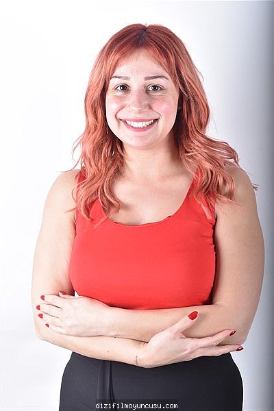 Kadın Oyuncular Adayımız Ayşe