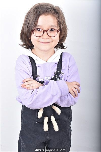Çocuk Oyuncular Adayımız Berra