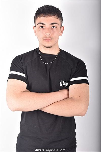 Erkek Oyuncular Adayımız Berkay