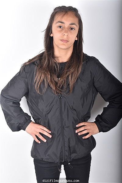 Kadın Oyuncular Adayımız Ebru