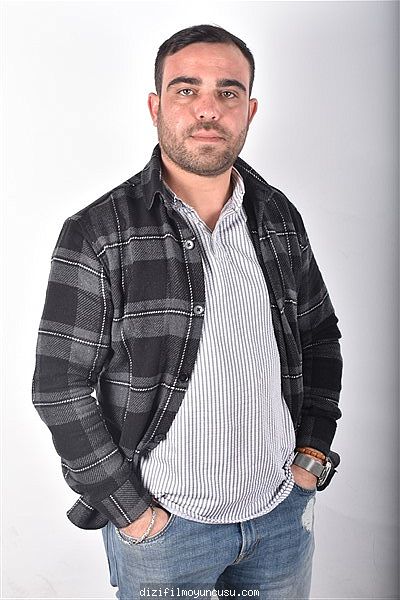 Erkek Oyuncular Adayımız Faruk