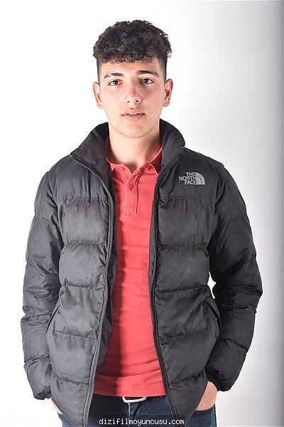 Erkek Oyuncular Adayımız Mutlu
