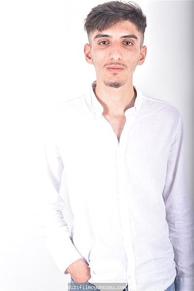 Erkek Oyuncular Adayımız Mehmet