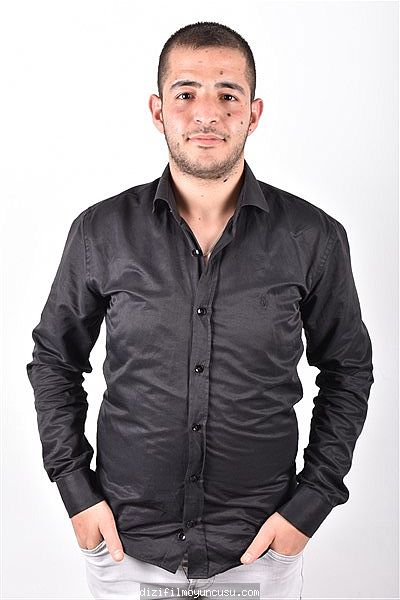 Erkek Oyuncular Adayımız Mustafa