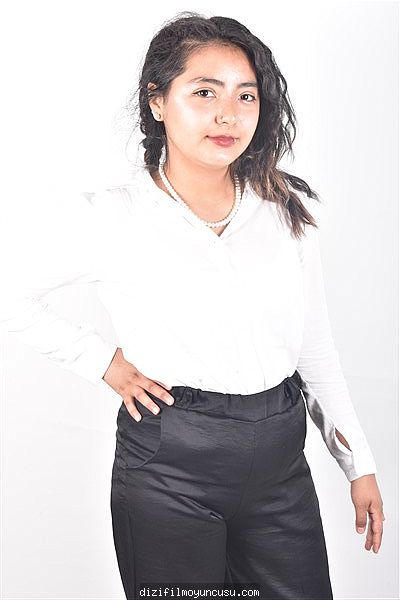 Kadın Oyuncular Adayımız Gül