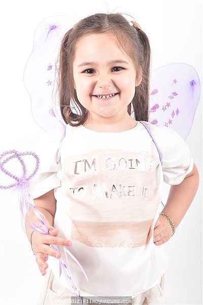 Çocuk Oyuncular Adayımız Milana