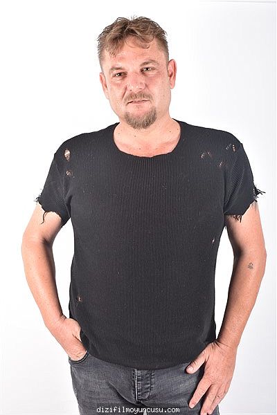 Erkek Oyuncular Adayımız Mehmet