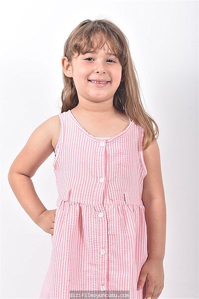Çocuk Oyuncular Adayımız Armağan
