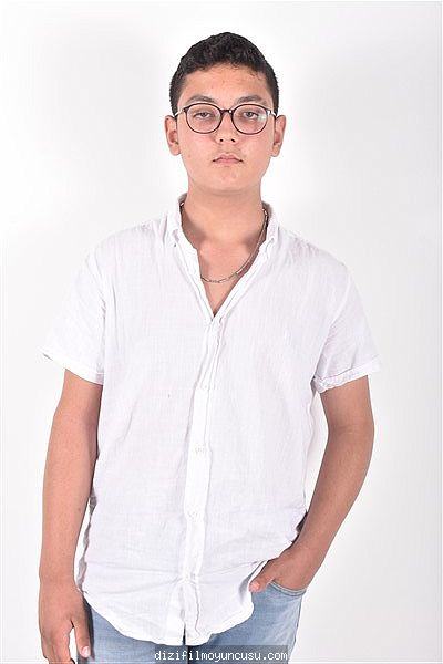 Çocuk Oyuncular Adayımız Mustafa