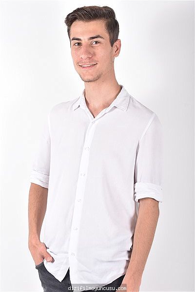 Erkek Oyuncular Adayımız Mustafa