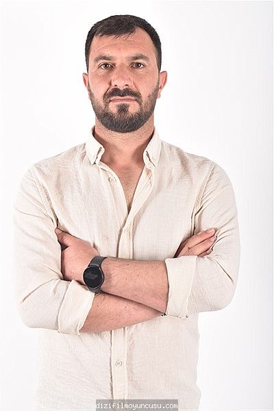 Erkek Oyuncular Adayımız Mübarek