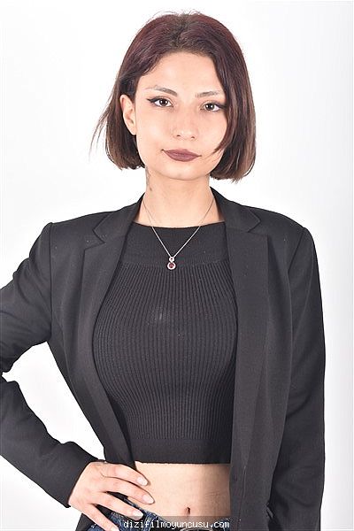 Kadın Oyuncular Adayımız Firuze