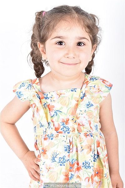 Çocuk Oyuncular Adayımız Miray