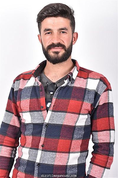 Erkek Oyuncular Adayımız Mehmet