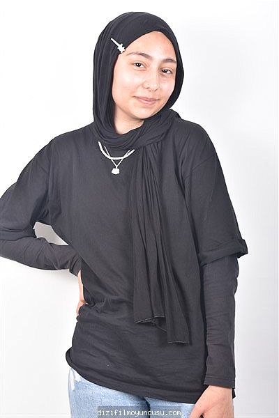 Kadın Oyuncular Adayımız İrem