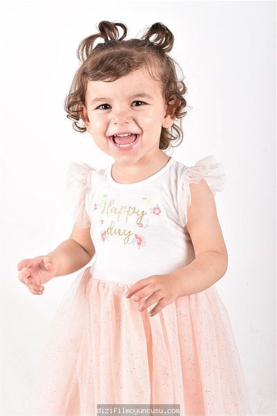 Çocuk Oyuncular Adayımız Lina