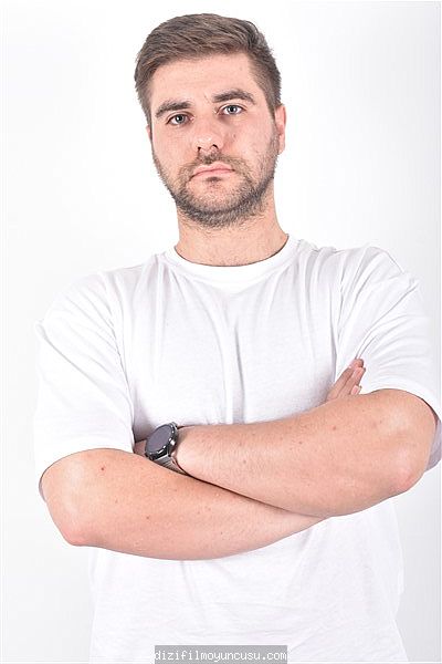 Erkek Oyuncular Adayımız Hasan