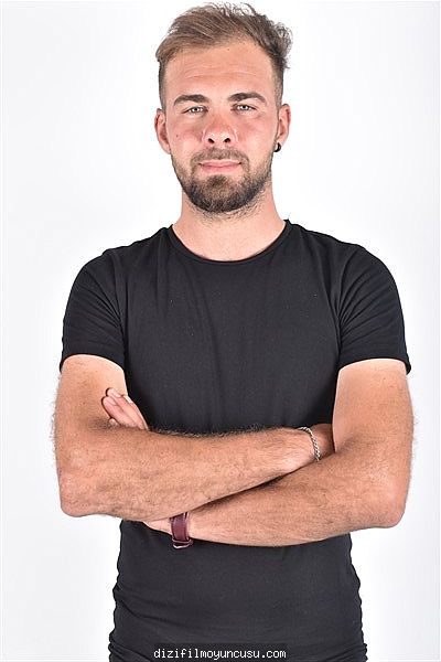 Erkek Oyuncular Adayımız Halil