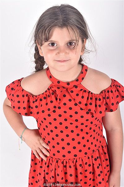 Çocuk Oyuncular Adayımız Mira