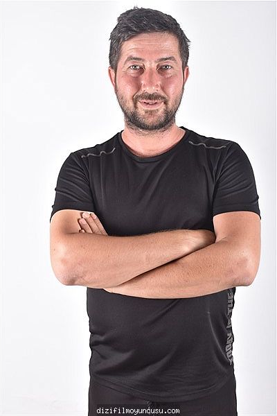 Erkek Oyuncular Adayımız Mesut