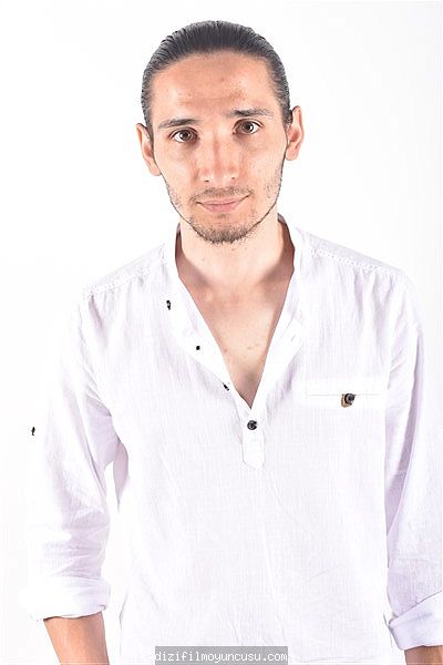 Erkek Oyuncular Adayımız Yaşar
